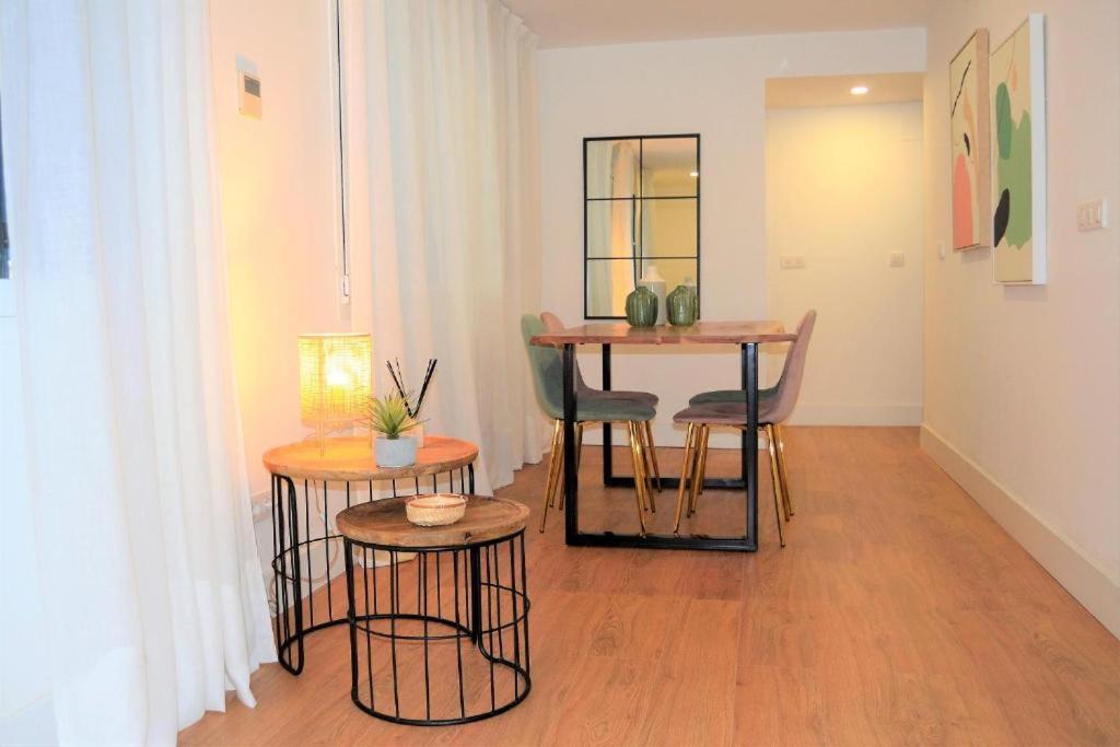 Appartement Acogedor Apartamento Junto Al Museo Picasso à Málaga Extérieur photo